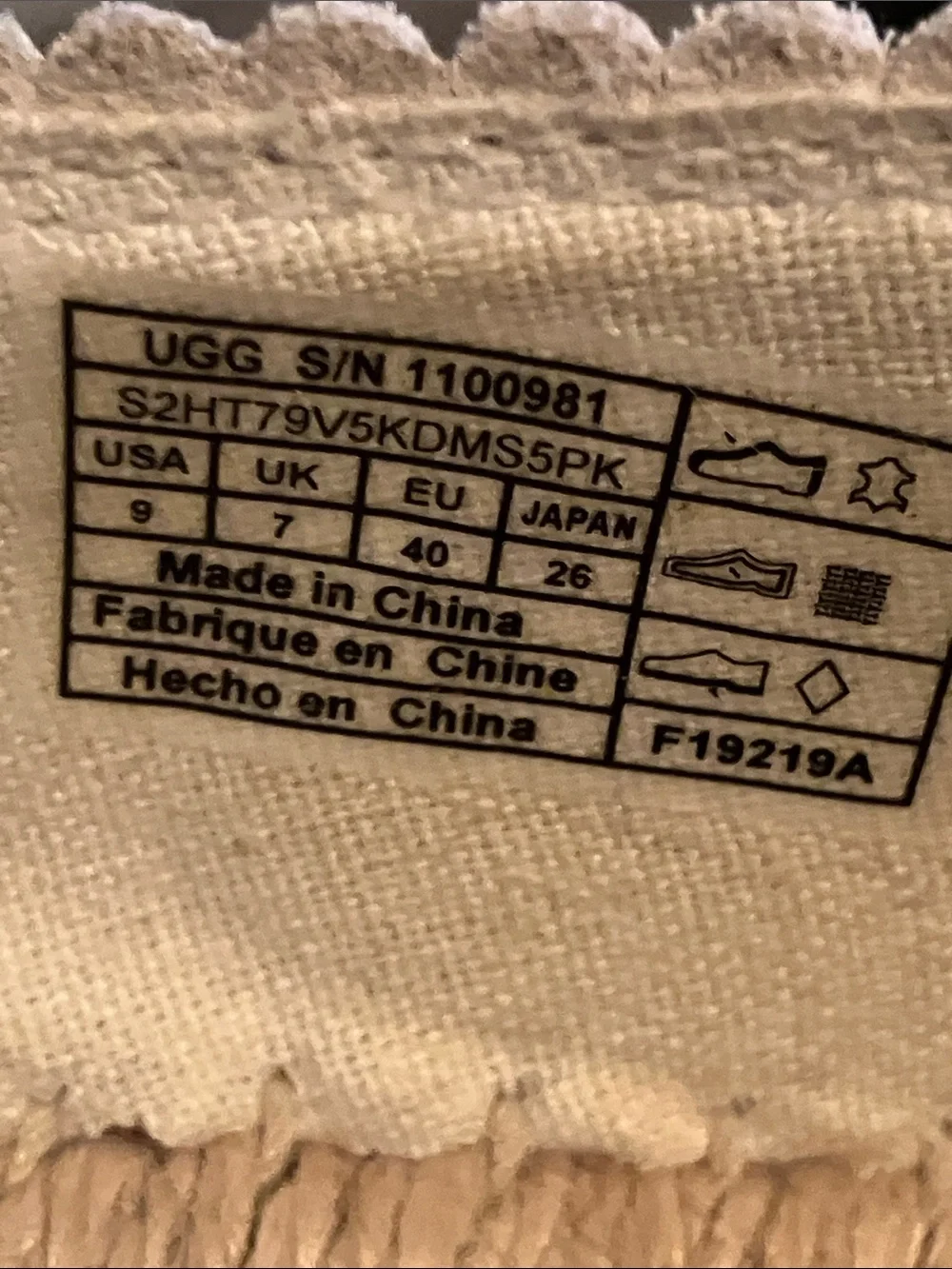 UGG Women's Cream Suede Espadrille Slip-On New without tags